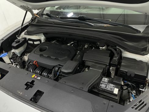 Used 2020 Hyundai Santa Fe SE image 26