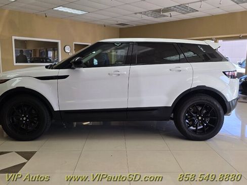 Used 2018 Land Rover Range Rover Evoque SE Premium AWD/4WD image 6