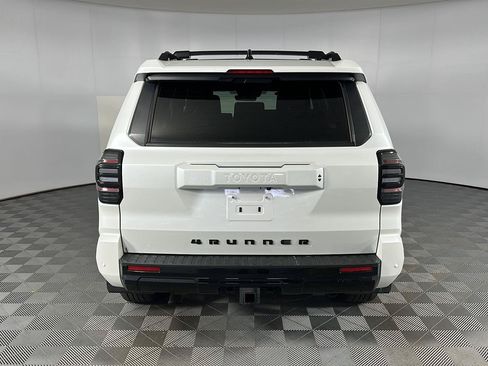 Used 2025 Toyota 4Runner TRD Sport AWD/4WD image 23