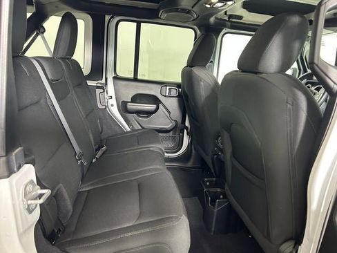 Used 2019 Jeep Wrangler Unlimited Sport AWD/4WD image 27