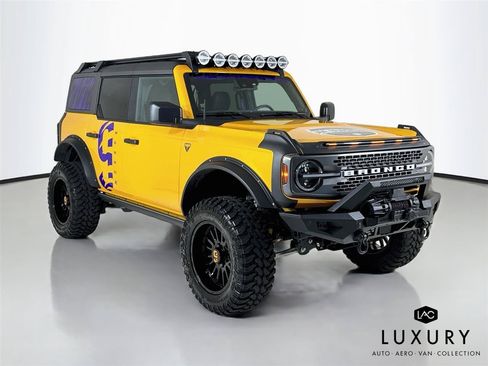 Used 2022 Ford Bronco Badlands AWD/4WD image 3