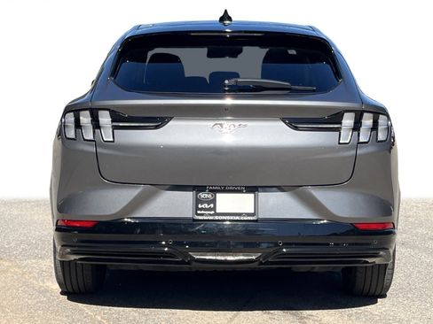 Used 2023 Ford Mustang Mach-E Premium image 25