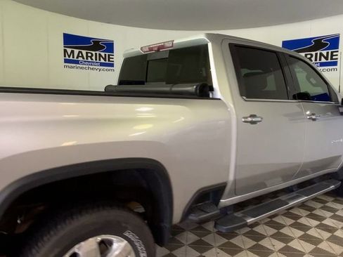Used 2020 Chevrolet Silverado 2500 LTZ w/ LTZ Premium Package AWD/4WD image 2
