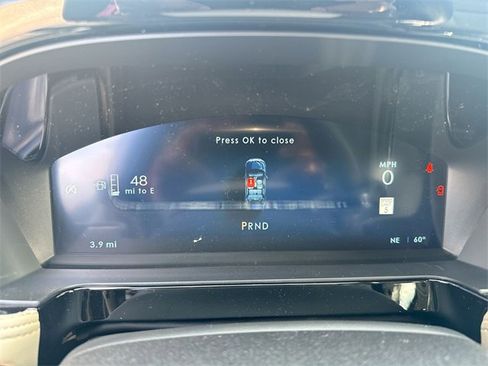 New 2026 Lincoln Corsair Premiere image 15