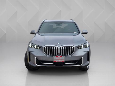 Used 2025 BMW X5 xDrive40i image 2