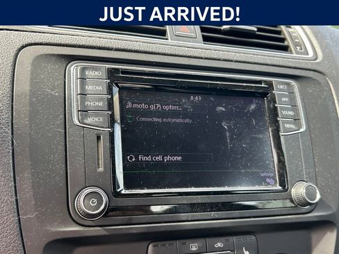 Used 2018 Volkswagen Jetta SE FWD image 16
