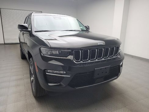 Used 2023 Jeep Grand Cherokee 4WD 4xe image 14