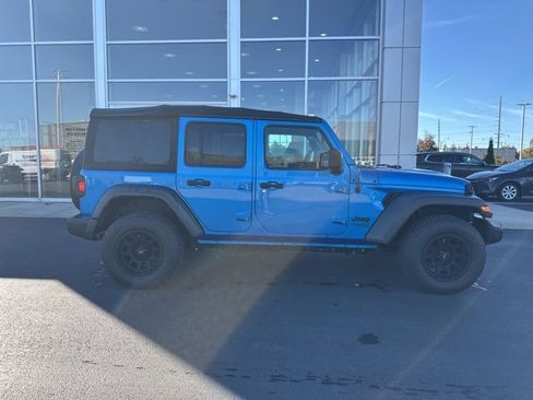 Used 2021 Jeep Wrangler Unlimited Sport image 10