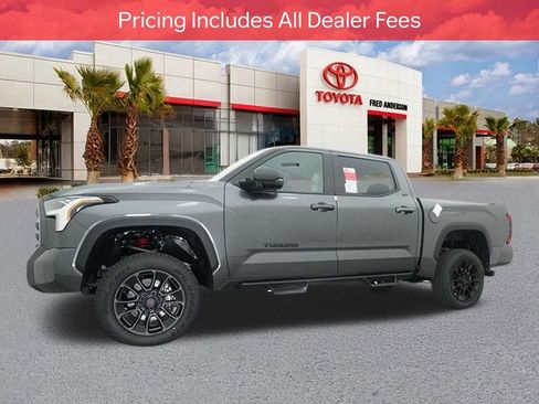 New 2025 Toyota Tundra SR5 AWD/4WD image 19