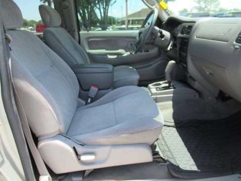 Used 2004 Toyota Tacoma PreRunner RWD image 11