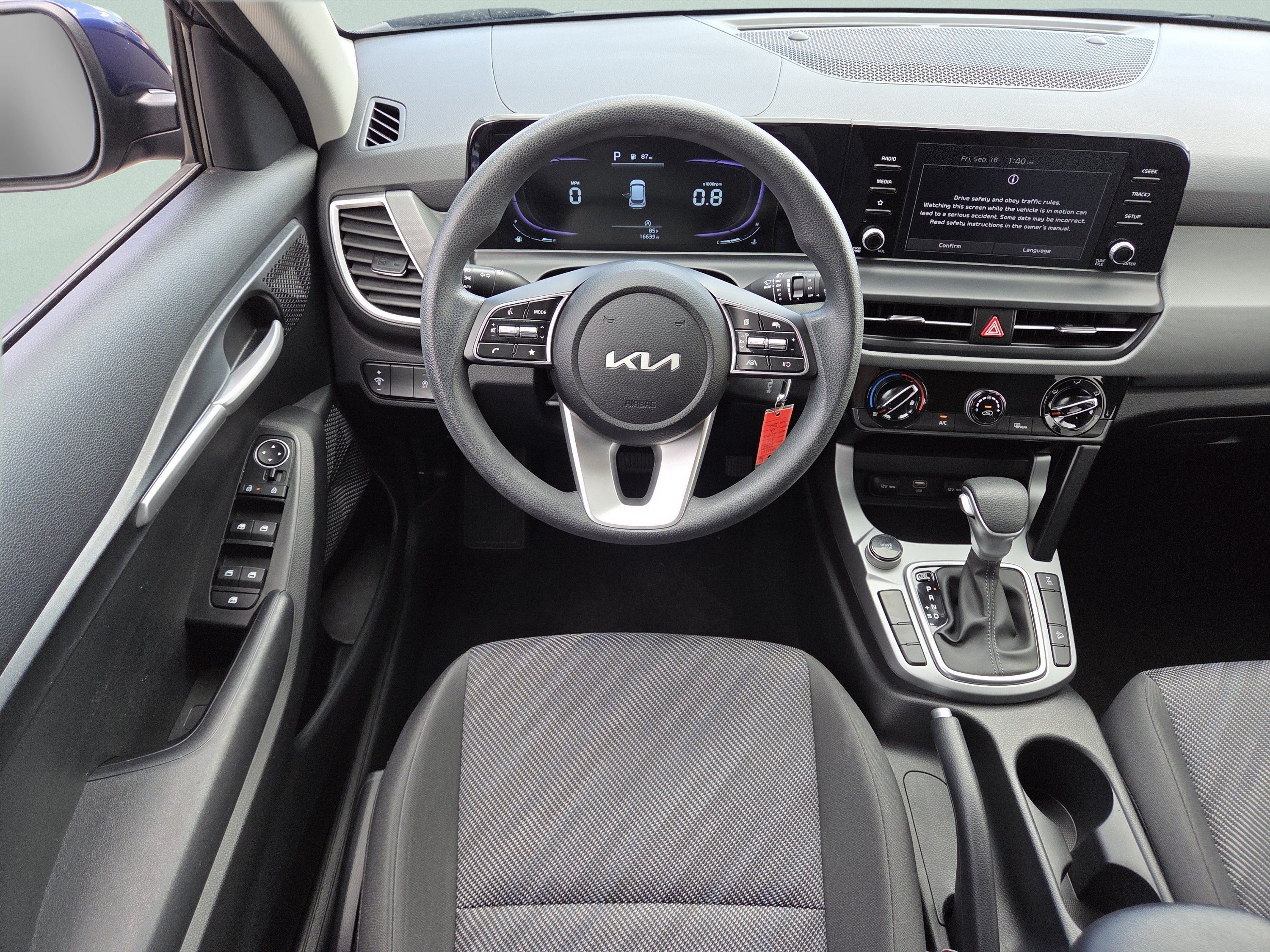 Used 2026 Kia Seltos LX AWD/4WD image 4