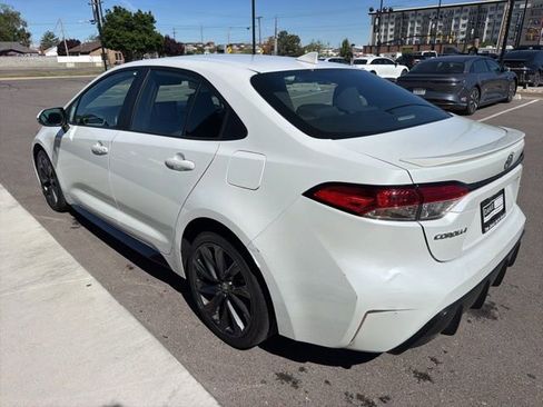 Used 2024 Toyota Corolla SE FWD image 5