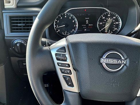 Used 2023 Nissan Titan SV RWD image 20