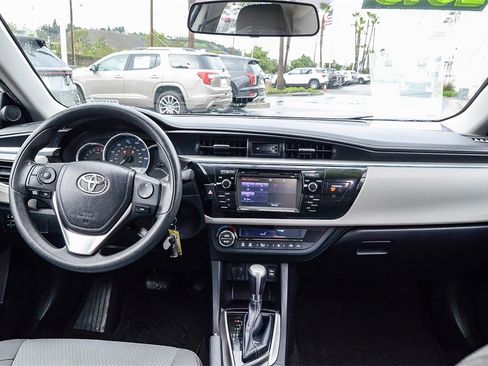 Used 2015 Toyota Corolla LE image 13