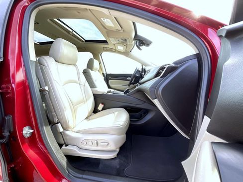 Certified 2021 Buick Enclave Premium w/ Sun and Sites Package AWD/4WD image 15