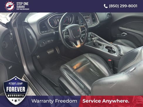 Used 2018 Dodge Challenger SXT Plus RWD image 11
