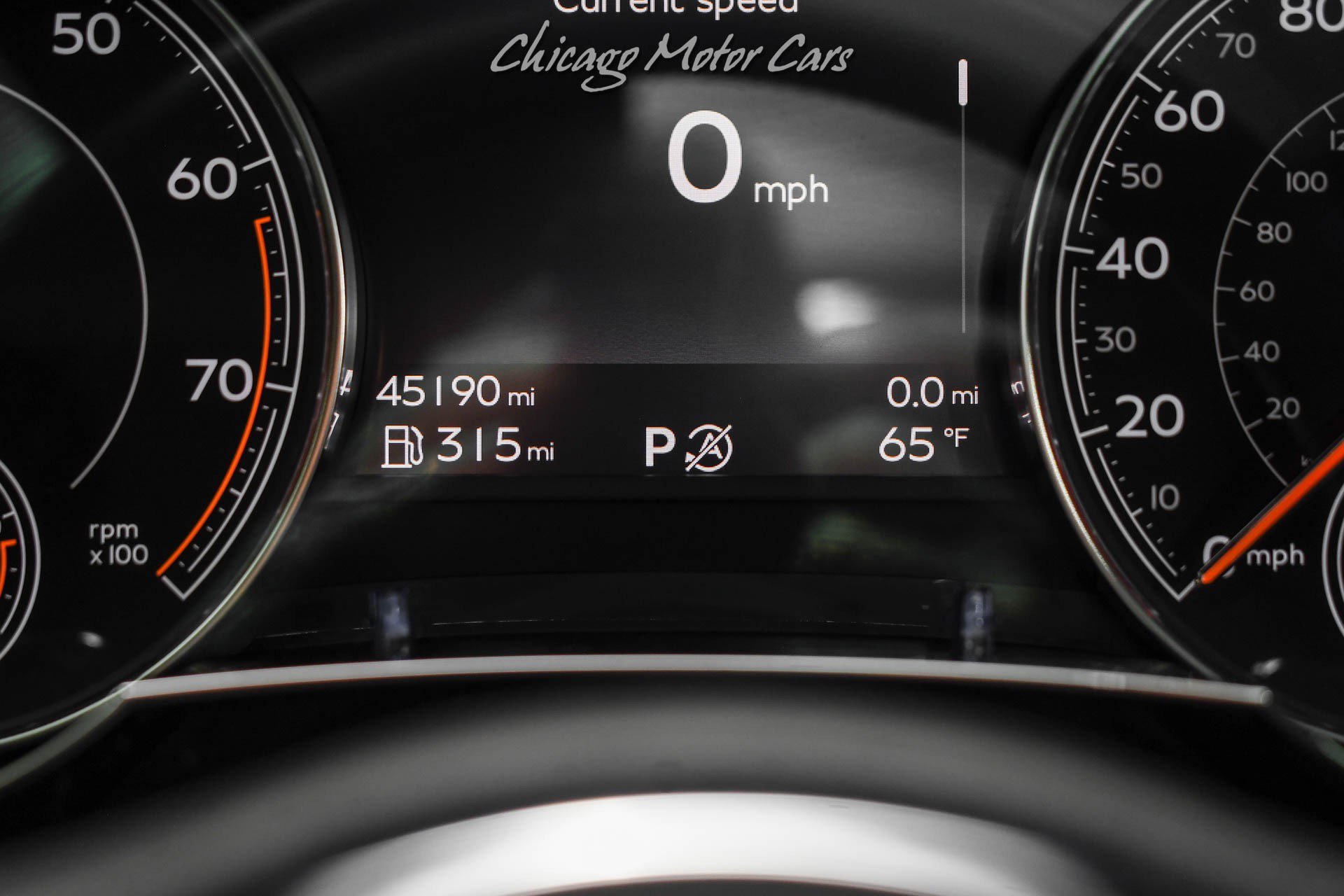 Used 2017 Bentley Bentayga AWD/4WD image 14