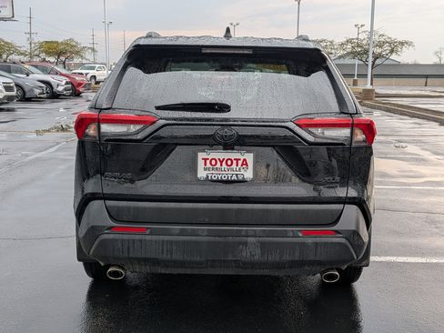 Used 2025 Toyota RAV4 XLE image 7