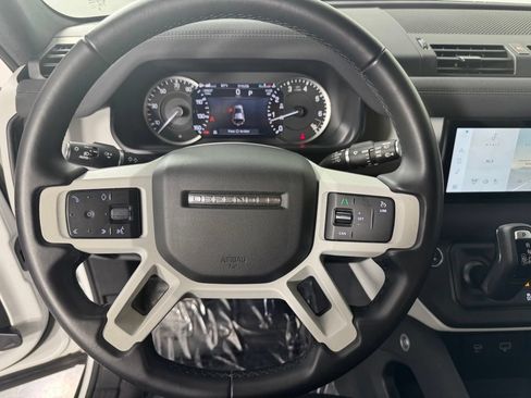 Used 2023 Land Rover Defender 110 AWD/4WD image 16
