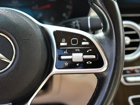 Used 2021 Mercedes-Benz C 300 Sedan w/ Premium Package image 21