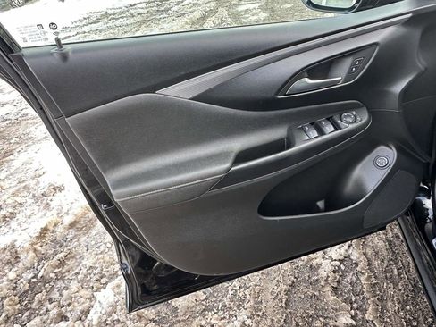 Certified 2024 Buick Envista Avenir image 17