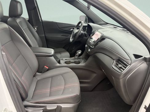 Used 2022 Chevrolet Equinox RS w/ Infotainment Package AWD/4WD image 24