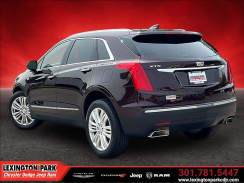 Used 2018 Cadillac XT5 Premium Luxury FWD image 4