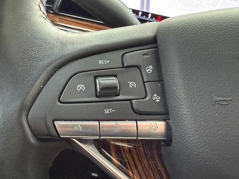 Used 2023 Cadillac Escalade Premium Luxury w/ LPO, Floor Liner Package AWD/4WD image 26