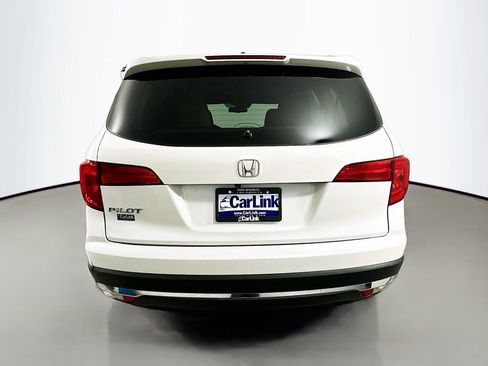 Used 2018 Honda Pilot Touring image 7