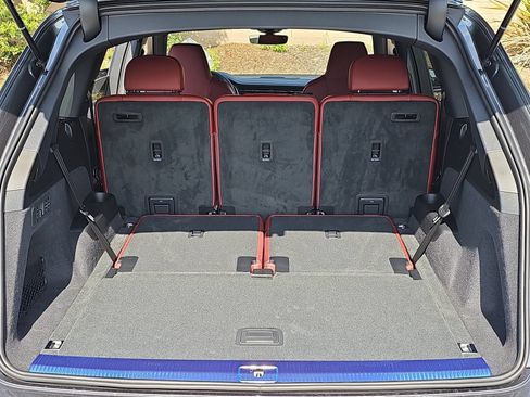 New 2026 Audi SQ7 Premium Plus AWD/4WD image 14