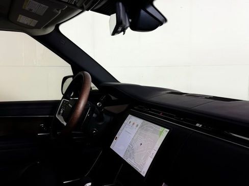 New 2025 Land Rover Range Rover Autobiography image 32