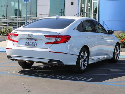 Used 2019 Honda Accord EX image 7
