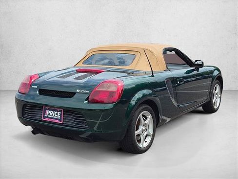 Used 2002 Toyota MR2 RWD image 5