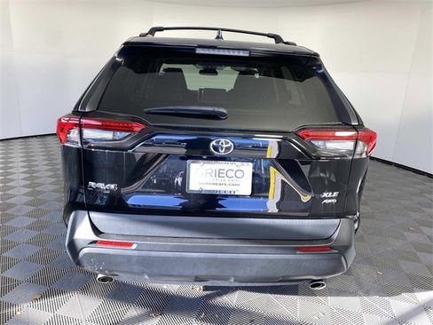 Used 2024 Toyota RAV4 XLE image 7