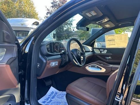 New 2026 Mercedes-Benz GLS 450 4MATIC image 13