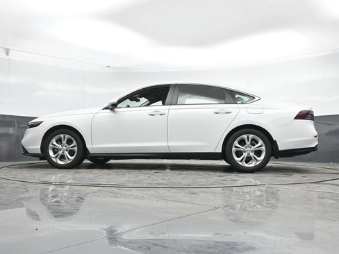 Used 2024 Honda Accord LX image 46
