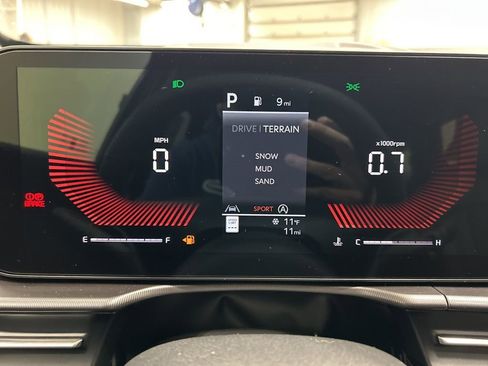 New 2026 Kia Sportage EX image 23