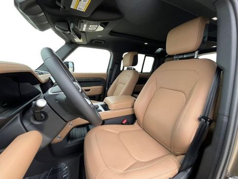 New 2026 Land Rover Defender 110 X-Dynamic SE AWD/4WD image 11