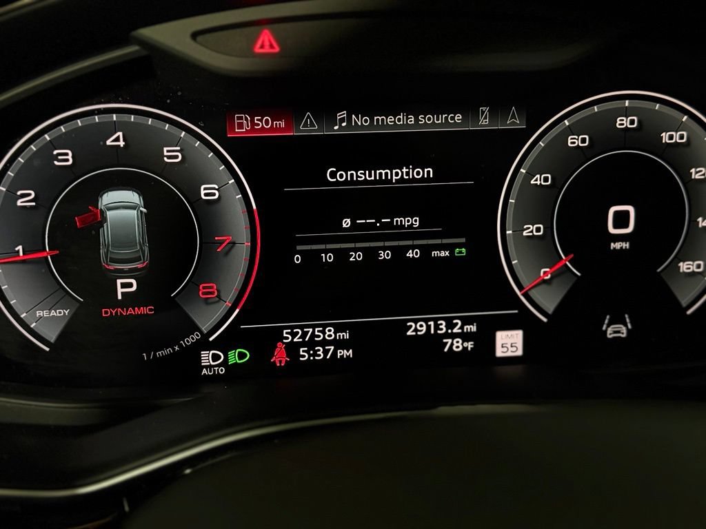 Used 2023 Audi Q8 Prestige AWD/4WD image 13