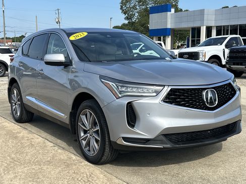 Used 2023 Acura RDX w/ Technology Package FWD image 3