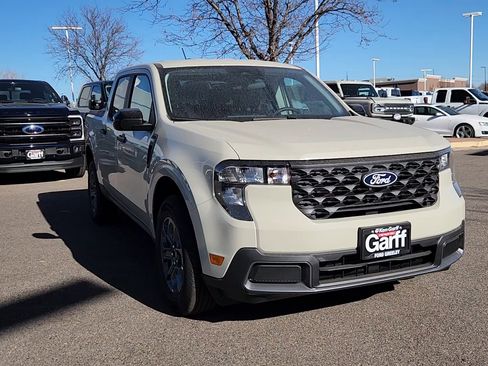 New 2025 Ford Maverick XLT w/ XLT Luxury Package image 4