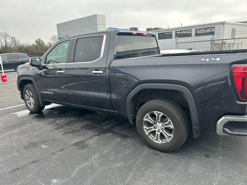 Used 2025 GMC Sierra 1500 SLT image 5