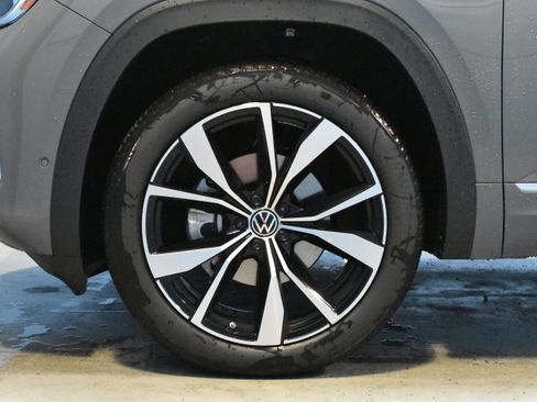 New 2026 Volkswagen Atlas SEL Premium R-Line AWD/4WD image 21