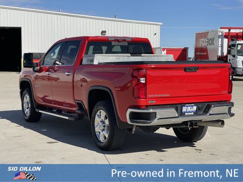 Used 2022 Chevrolet Silverado 2500 LTZ w/ LTZ Plus Package image 18