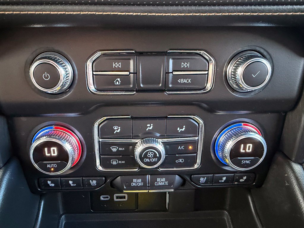 Used 2021 GMC Yukon AT4 w/ Rear Media and Nav Package AWD/4WD image 15