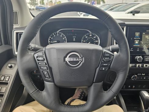 New 2025 Nissan Frontier SV w/ SV Convenience Package image 17