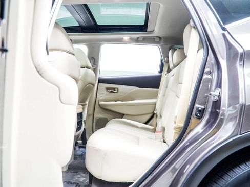 Used 2017 Nissan Murano SL w/ SL Technology Package FWD image 38