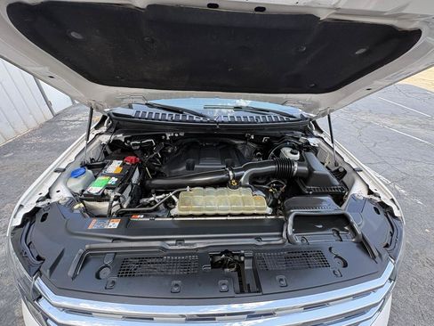 Used 2019 Ford Expedition Limited AWD/4WD image 27