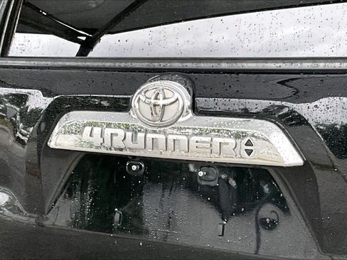 Used 2019 Toyota 4Runner Limited RWD image 28