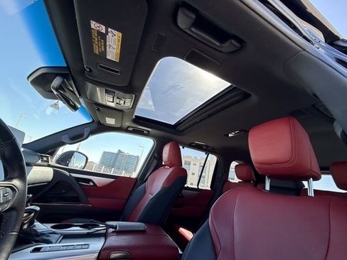 Used 2024 Lexus LX 600 F Sport image 22